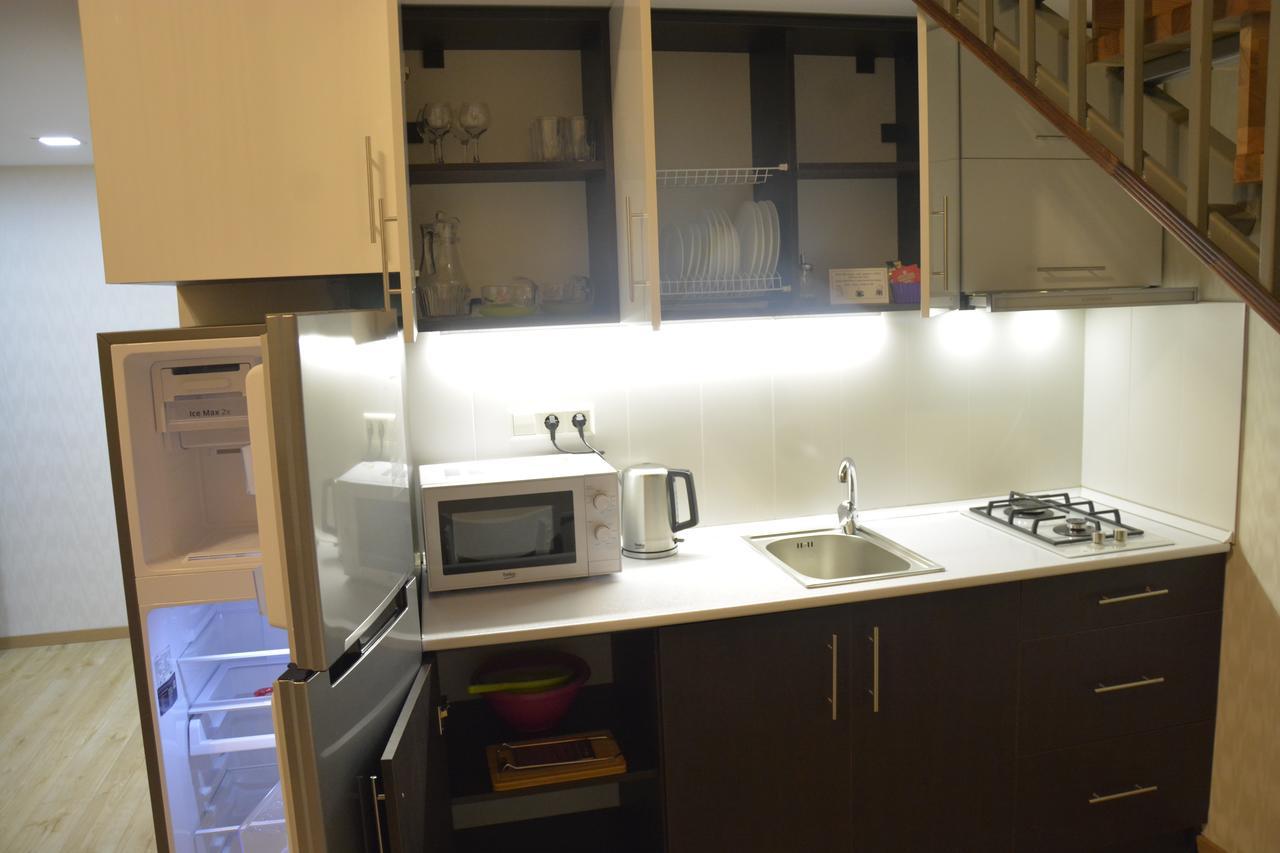Full Comfort Apartment On Aghmashenebeli Tbilisi Room photo