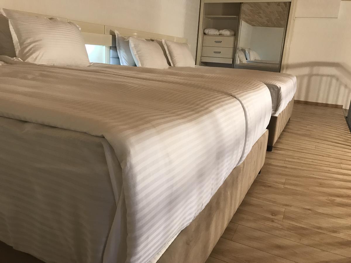 Full Comfort Apartment On Aghmashenebeli Tbilisi Exterior photo