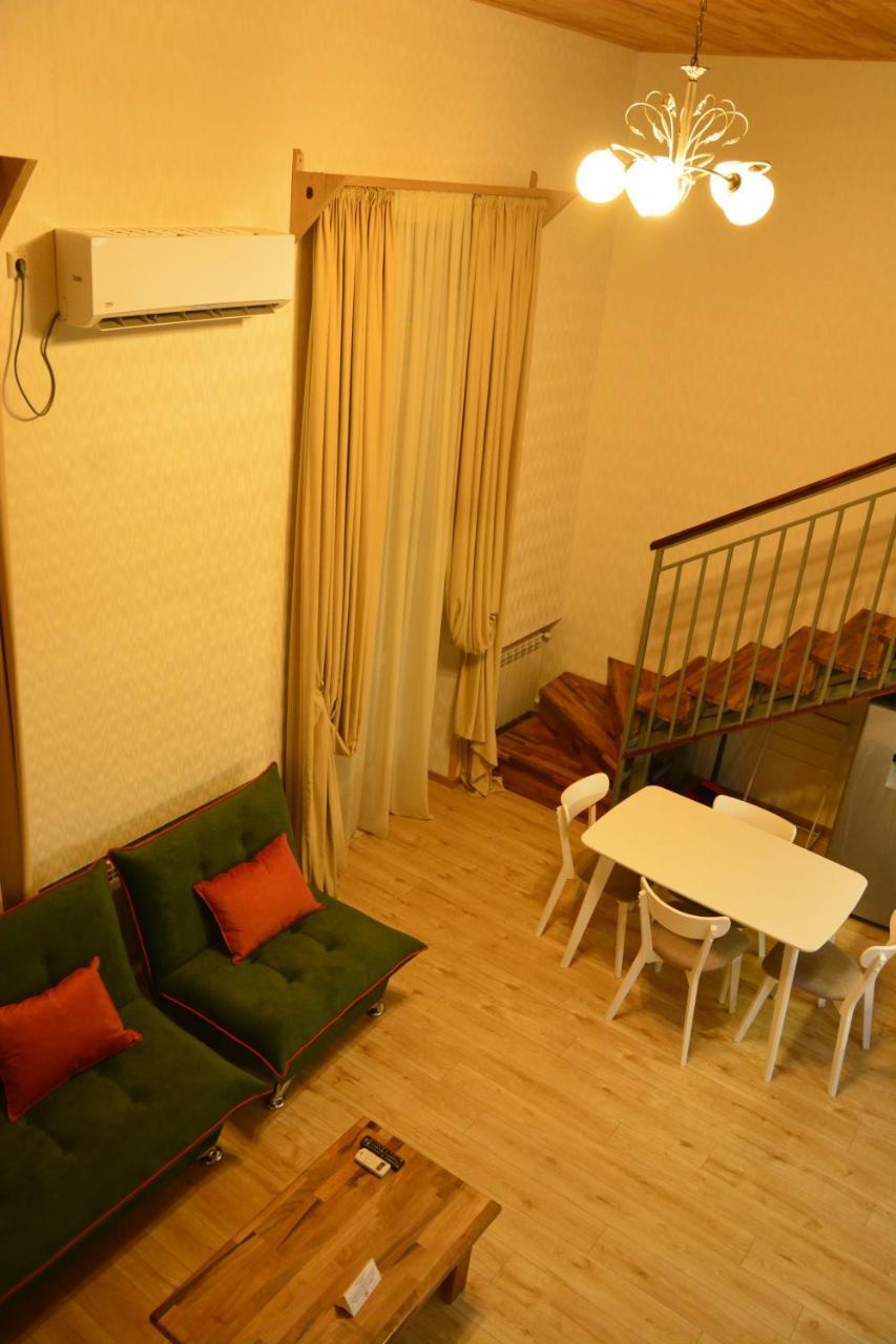 Full Comfort Apartment On Aghmashenebeli Tbilisi Exterior photo
