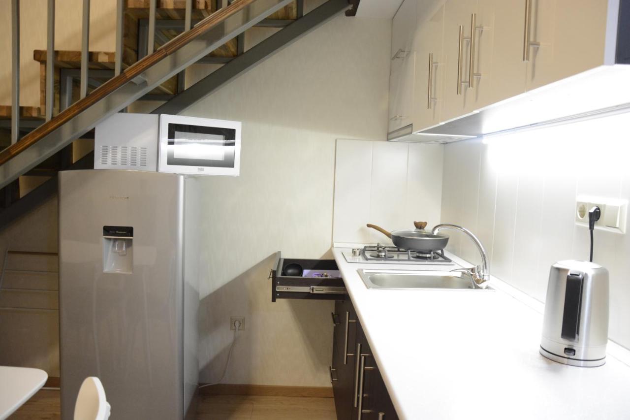 Full Comfort Apartment On Aghmashenebeli Tbilisi Exterior photo