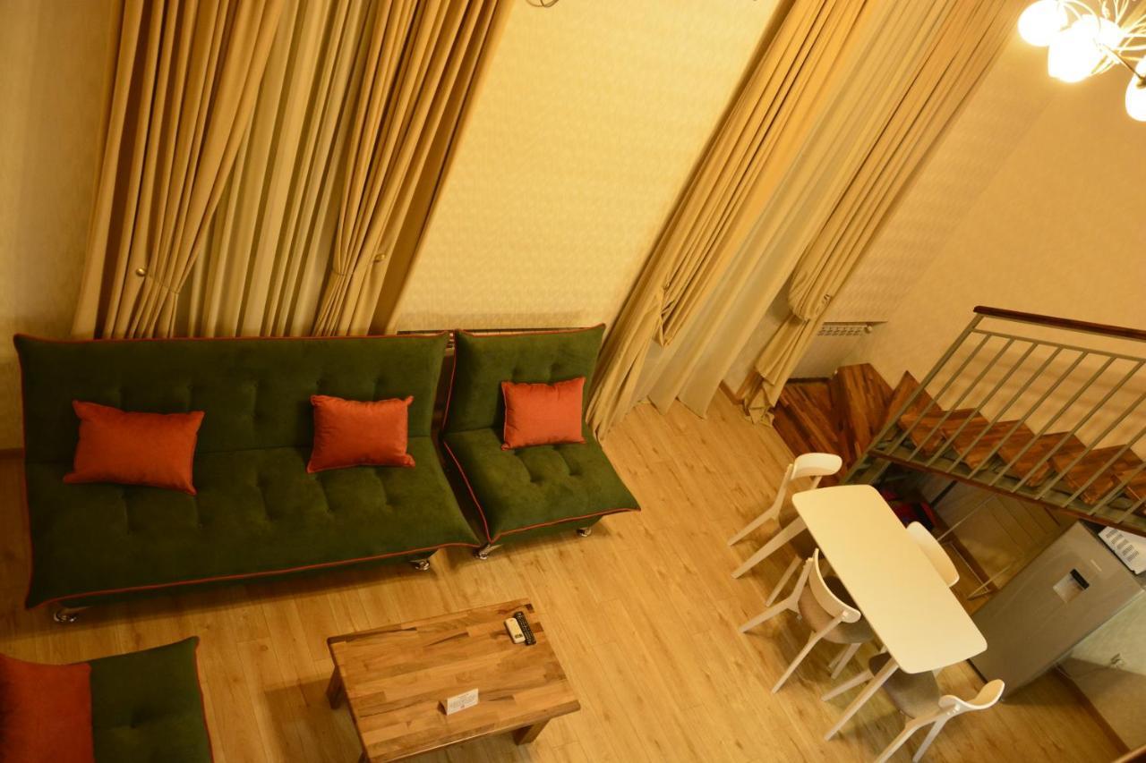 Full Comfort Apartment On Aghmashenebeli Tbilisi Exterior photo